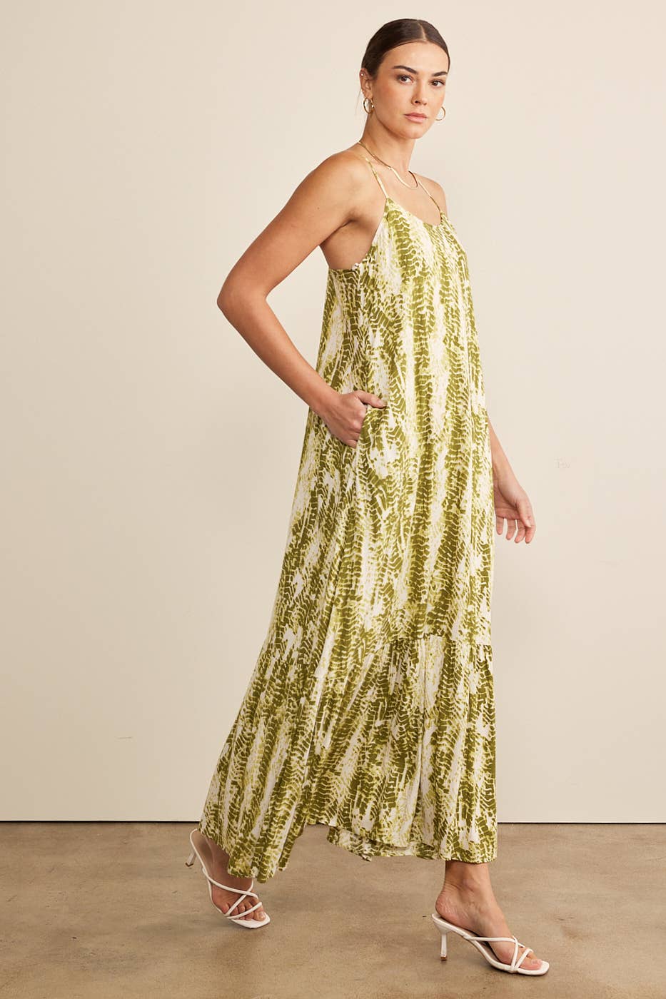 CRINKLED EFFECT TIE-DYE MAXI DRESS WITH BACK TIE