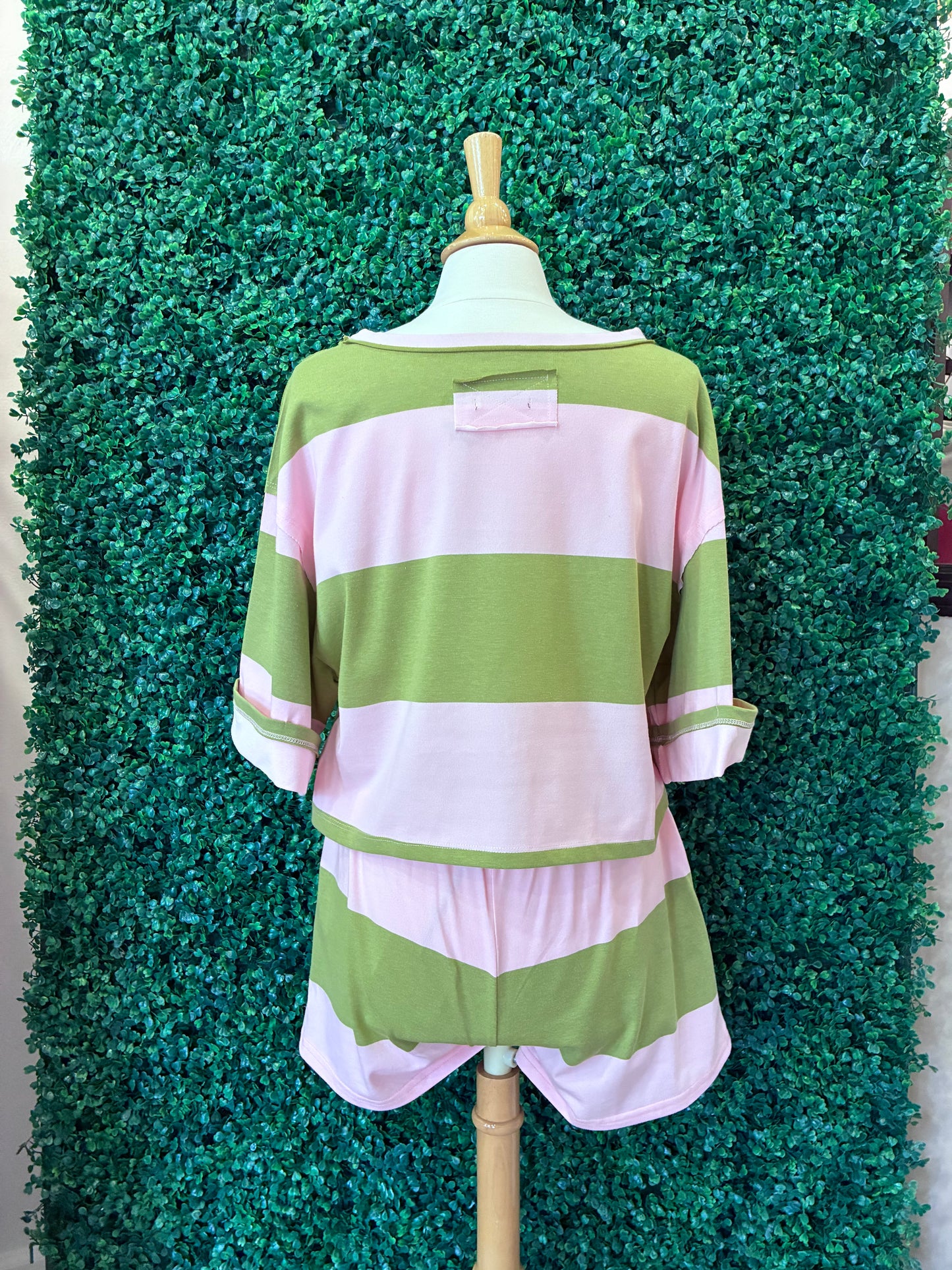 Wide Stripe Drawstring Shorts (S to 3X)