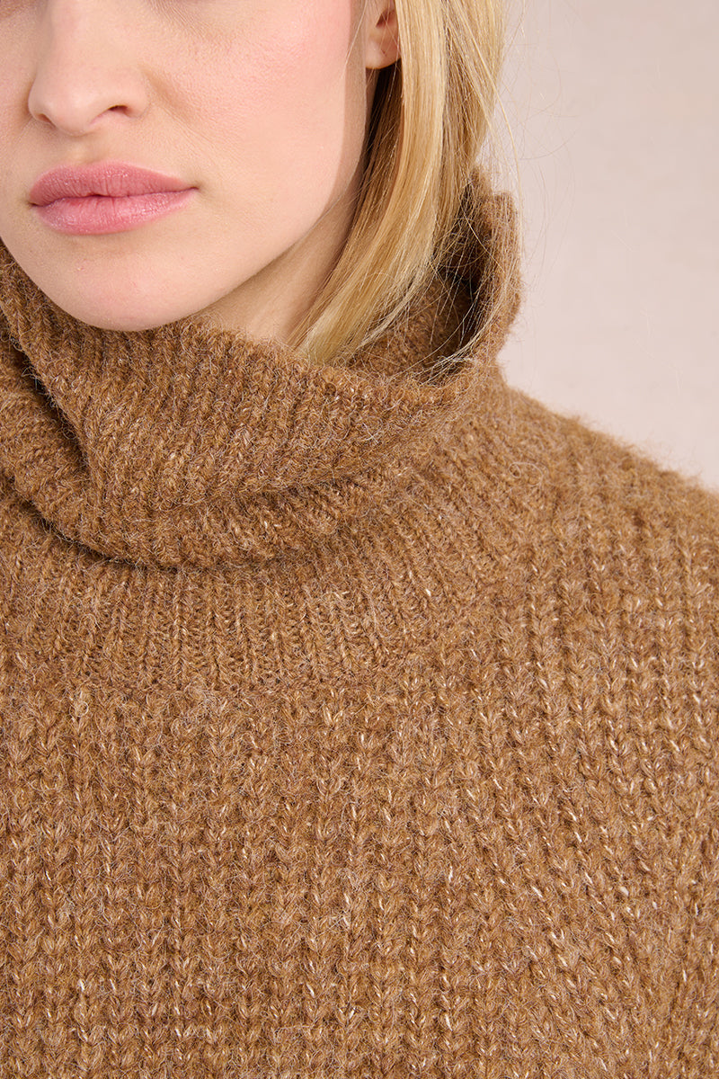 MB Knitted Sleeveless Sweater