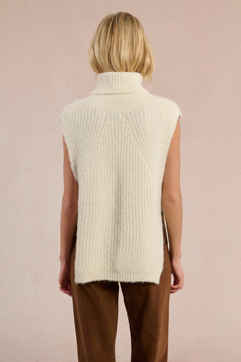 MB Knitted Sleeveless Sweater