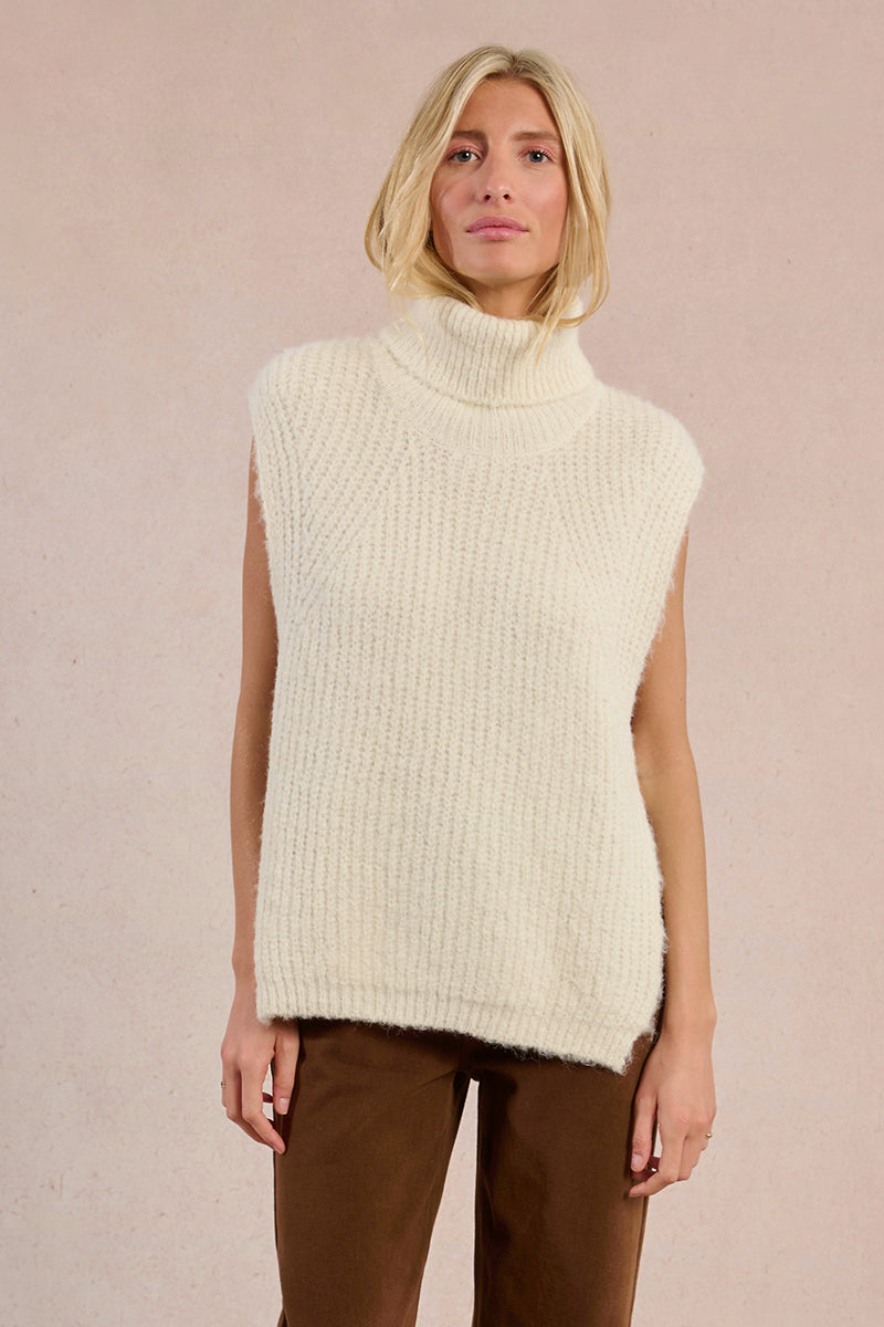 MB Knitted Sleeveless Sweater