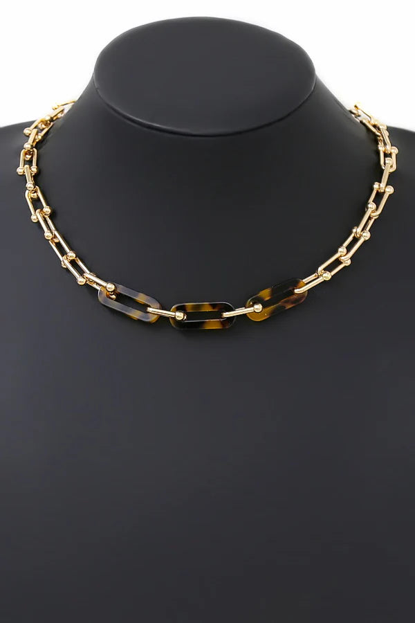 Tortoise Oval Link Hardware Chain Short Necklace