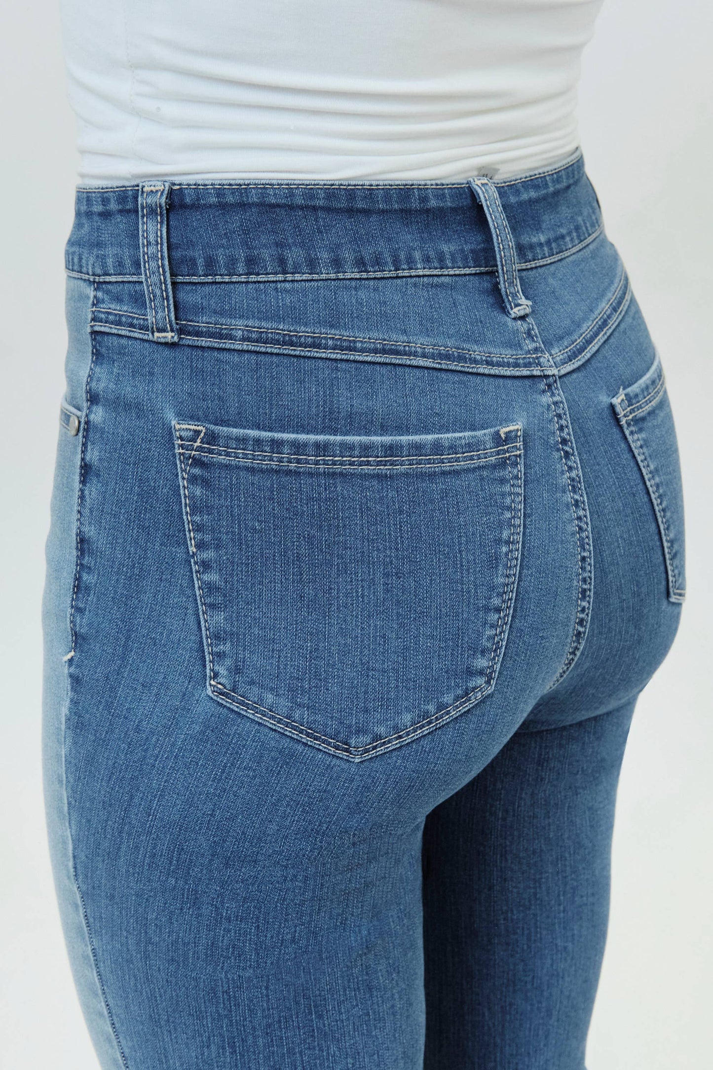 27" Two-Tone Mini-Boot Jean in Virginia