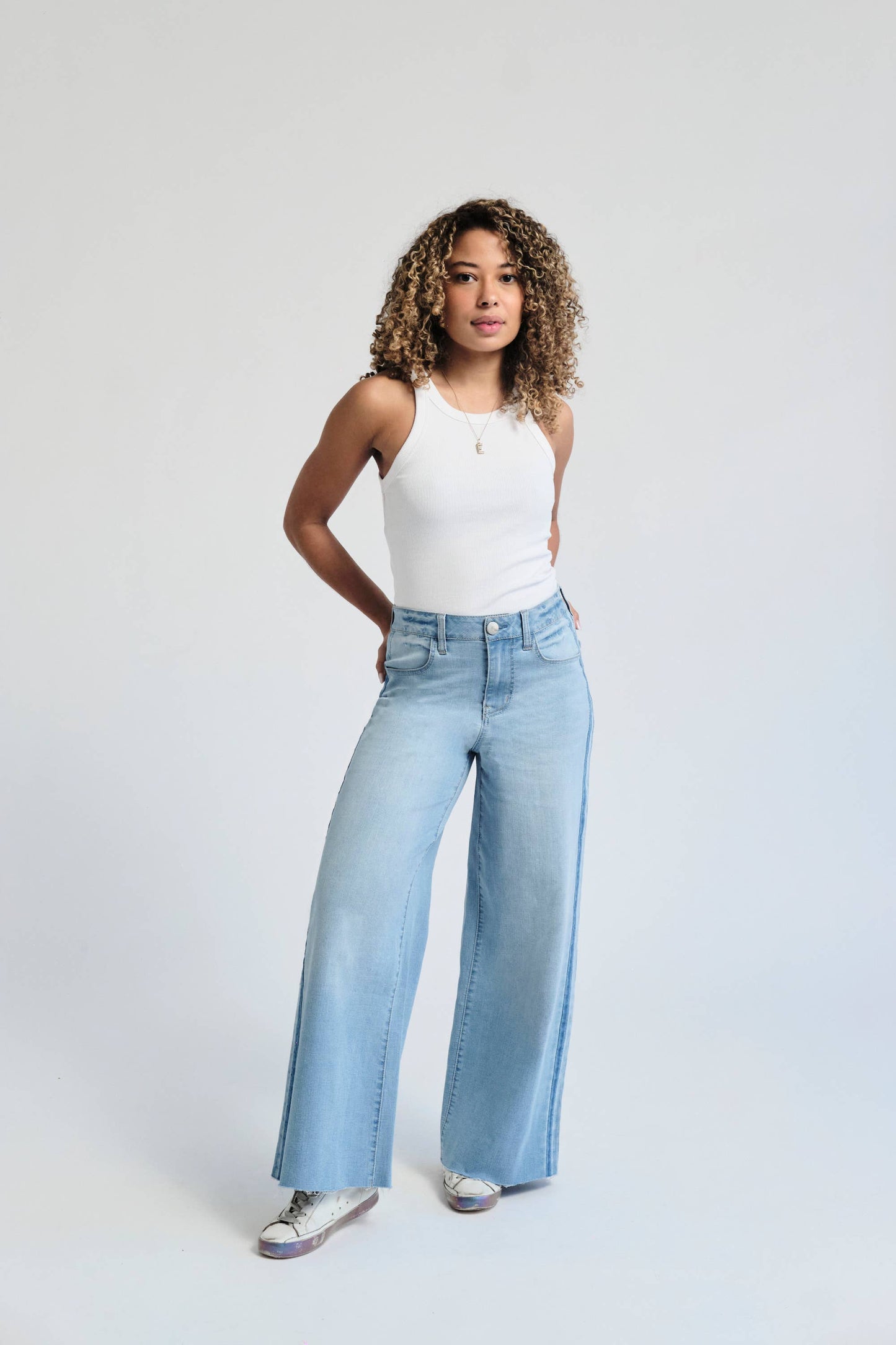 28" Cropped Wide Leg Jean w/ Tuxedo Side Seam in Atlas