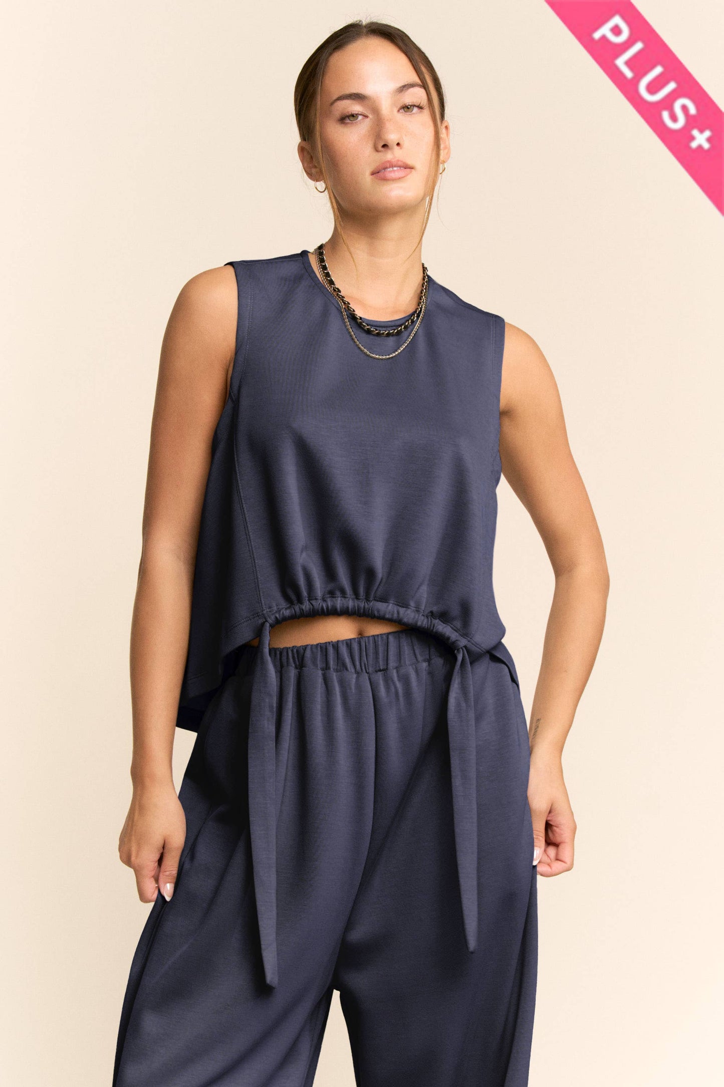CREW NECK TIE TOP