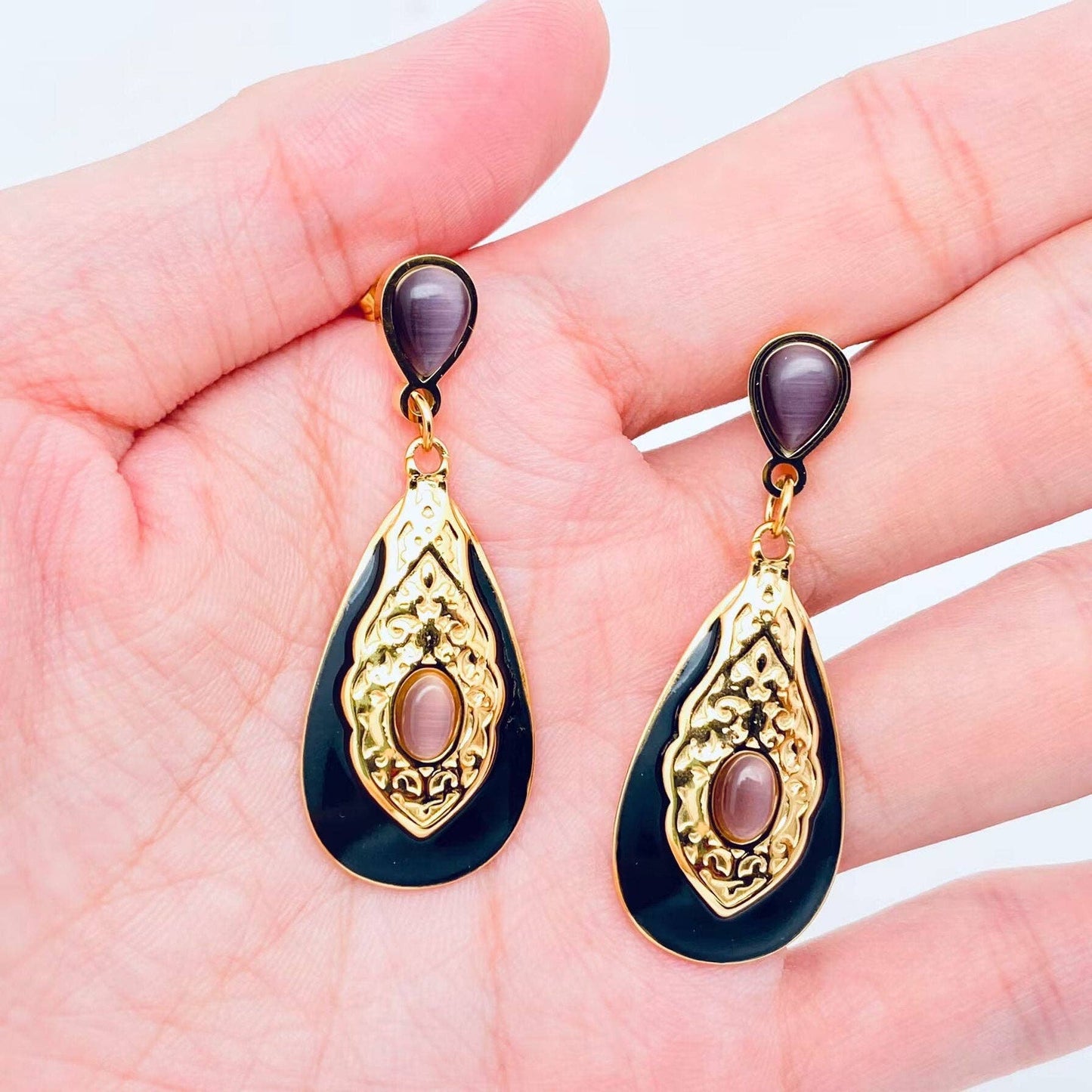 Cat's Eye Stone Carved Texture 18K Gold Plated Earrings -FGS