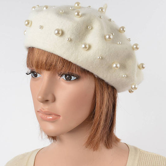 Fashionable Hat With Pearl