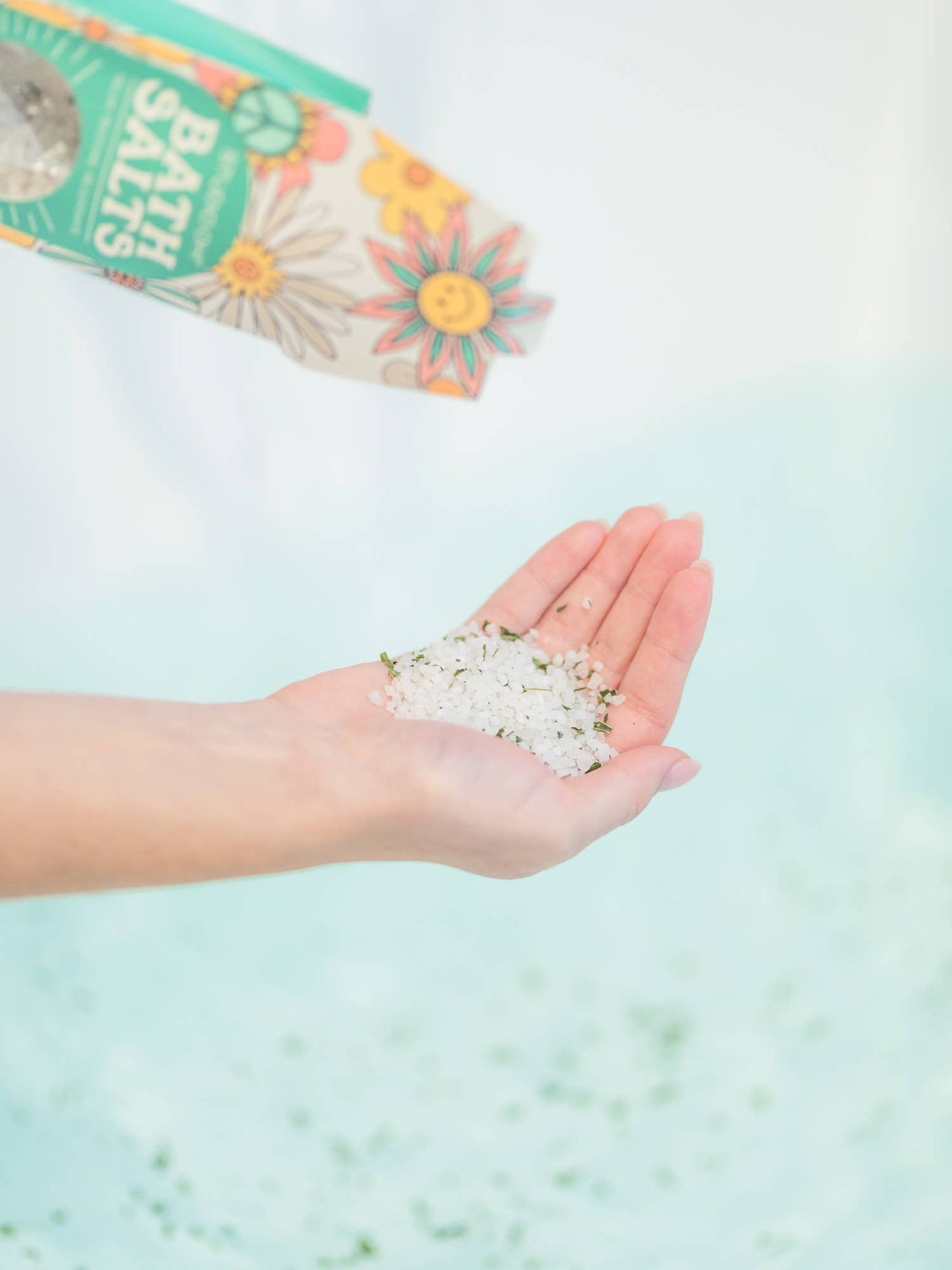 Be All Smiles Scented Bath Salts