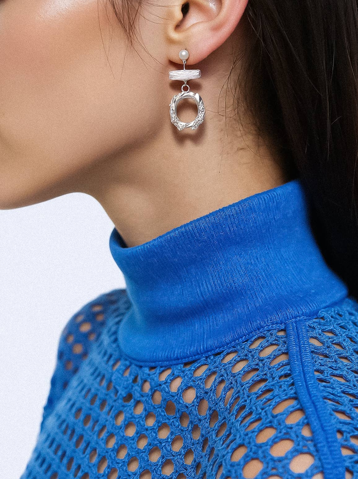 Blaze 18K Mismatched Natural Pearl Earring