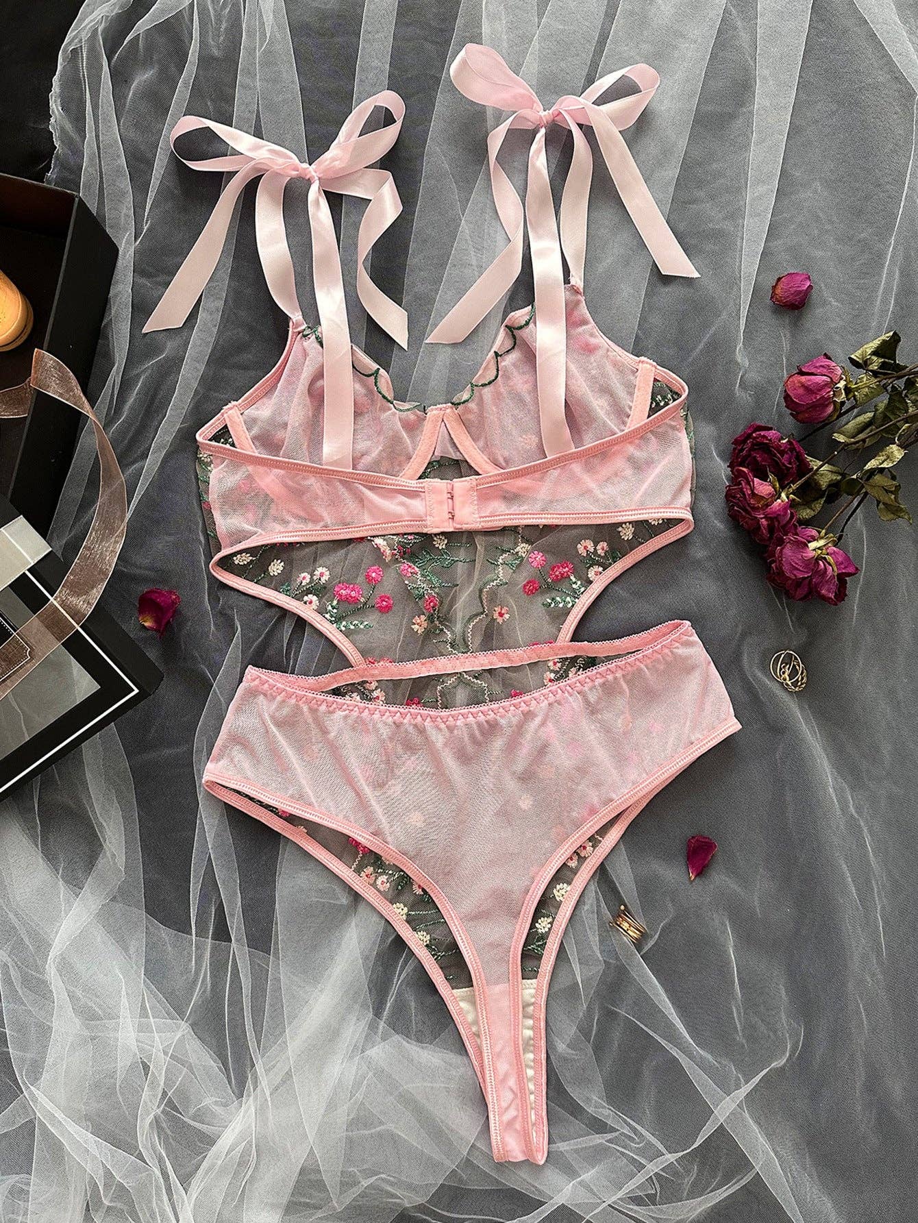 Floral Embroidery Ultrathin Perspective Teddy HF-4132