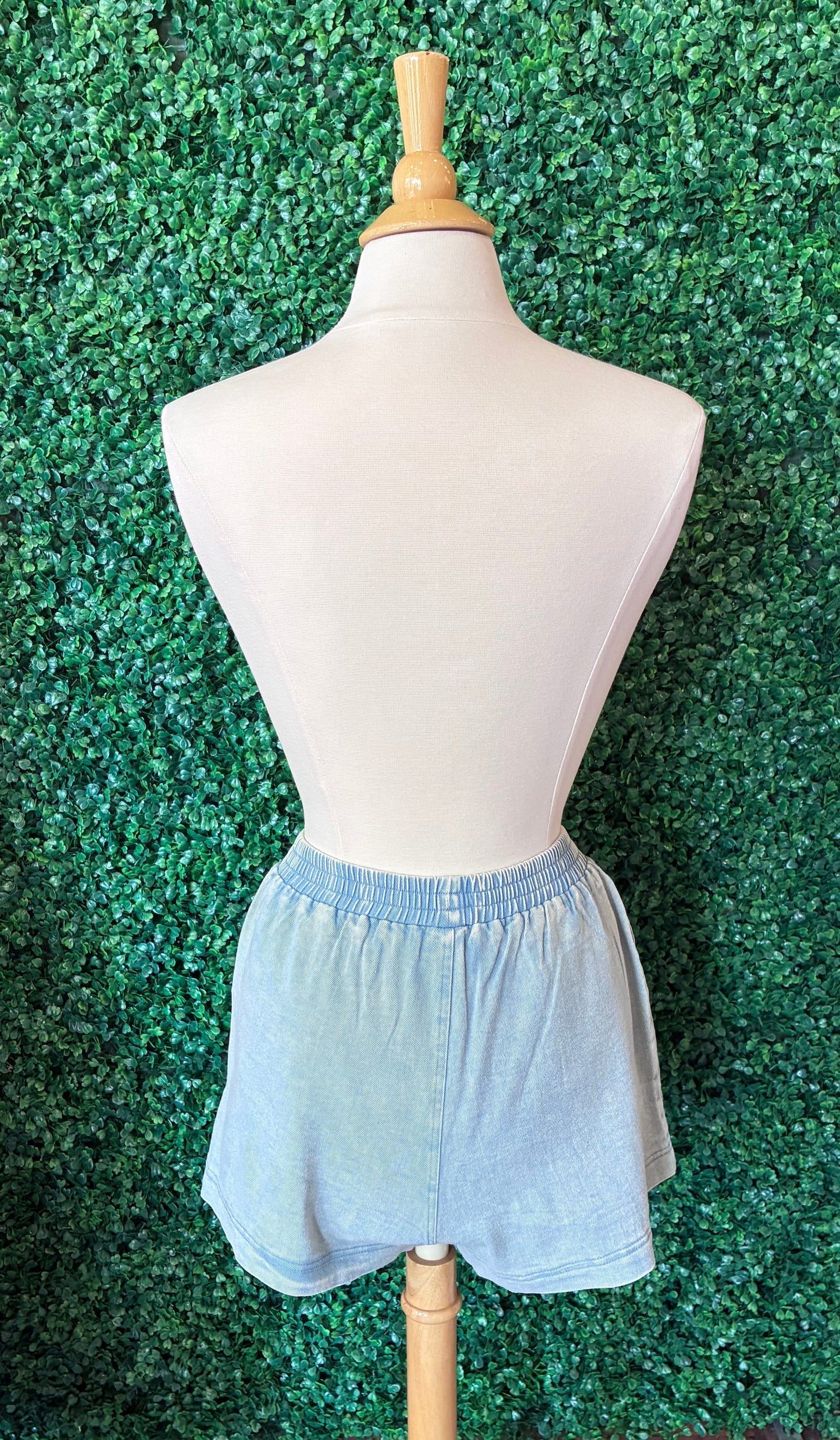 Elastic Waist Denim Shorts (S to 3X)