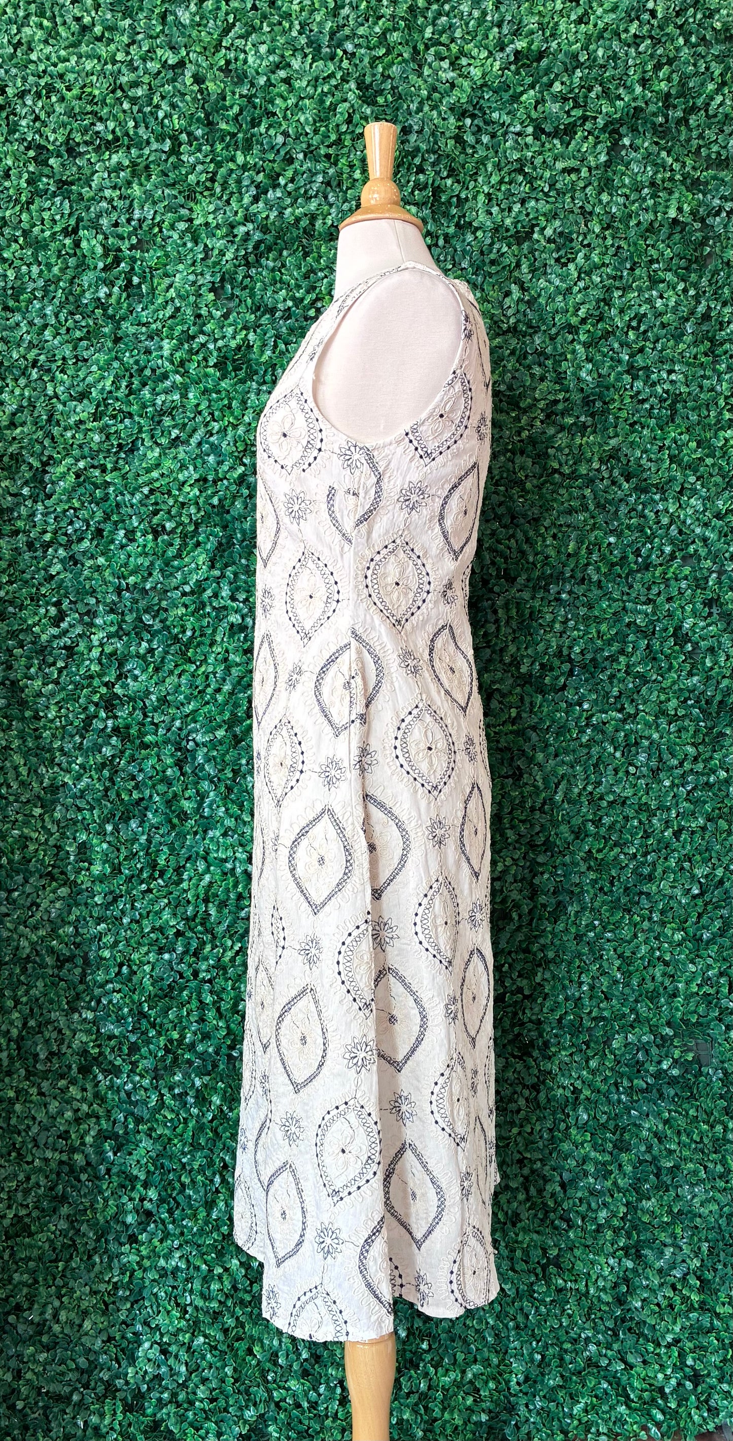 Black and Cream Embroidered Dress (S to 3X)