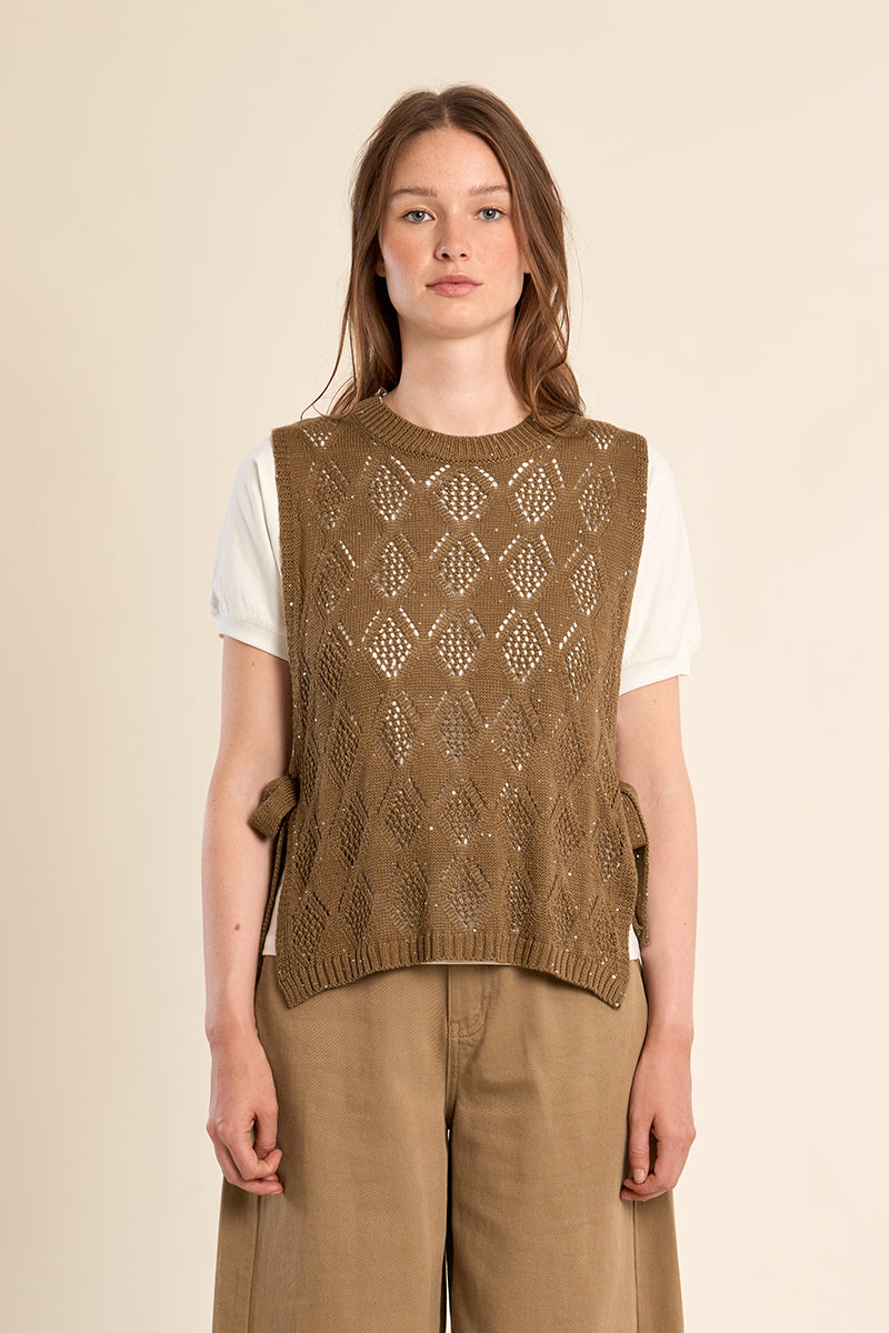 MB Camel Sleeveless Sweater