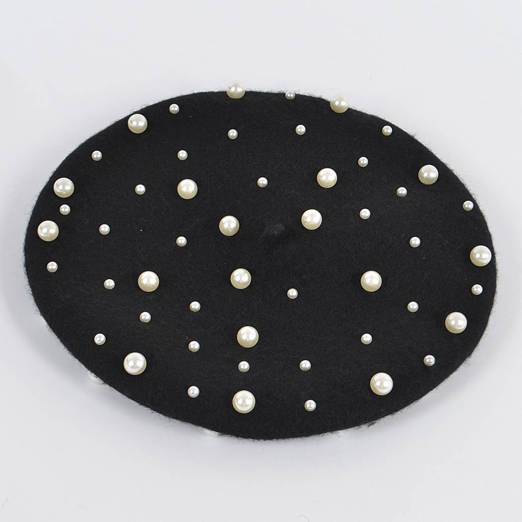 Fashionable Hat With Pearl