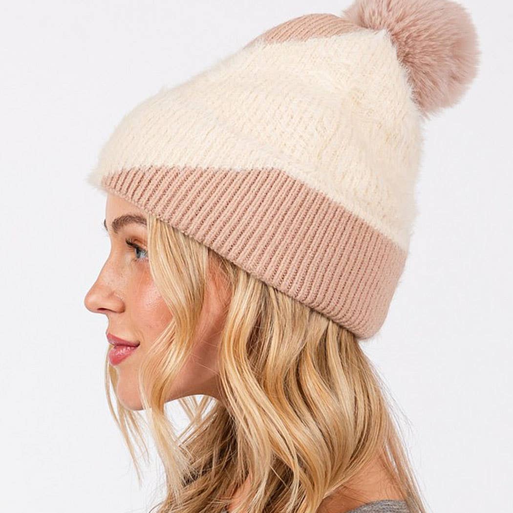 Fuzzy Detailed Fleece Pom Pom Beanie