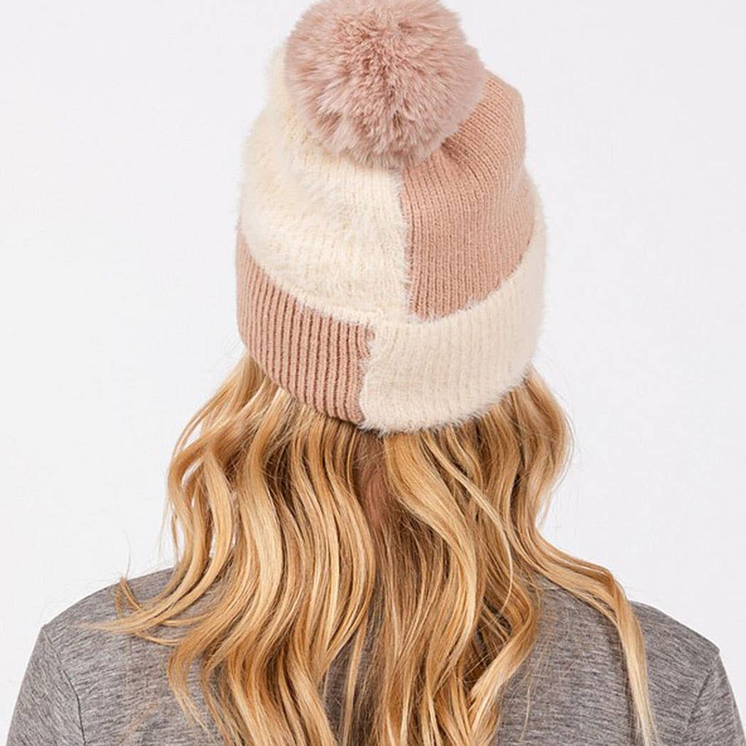 Fuzzy Detailed Fleece Pom Pom Beanie